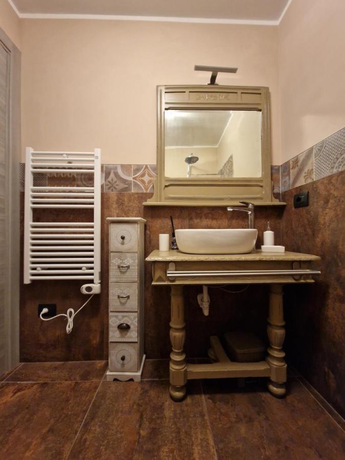 Mister Barolo Apartments Langhe Novello Buitenkant foto